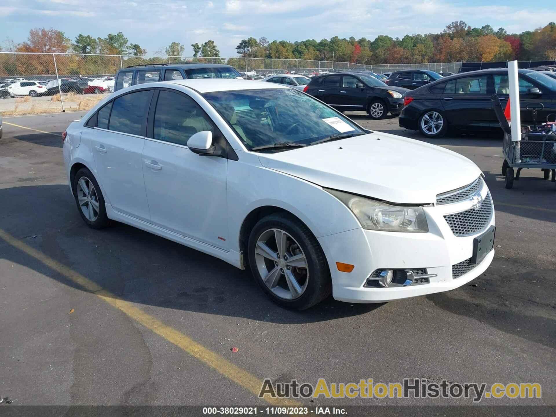 CHEVROLET CRUZE 2LT AUTO, 1G1PE5SB6D7255592