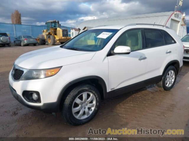 KIA SORENTO LX, 5XYKTDA15BG128469