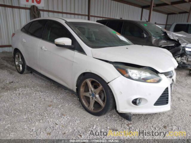 FORD FOCUS TITANIUM, 1FADP3J21DL241039