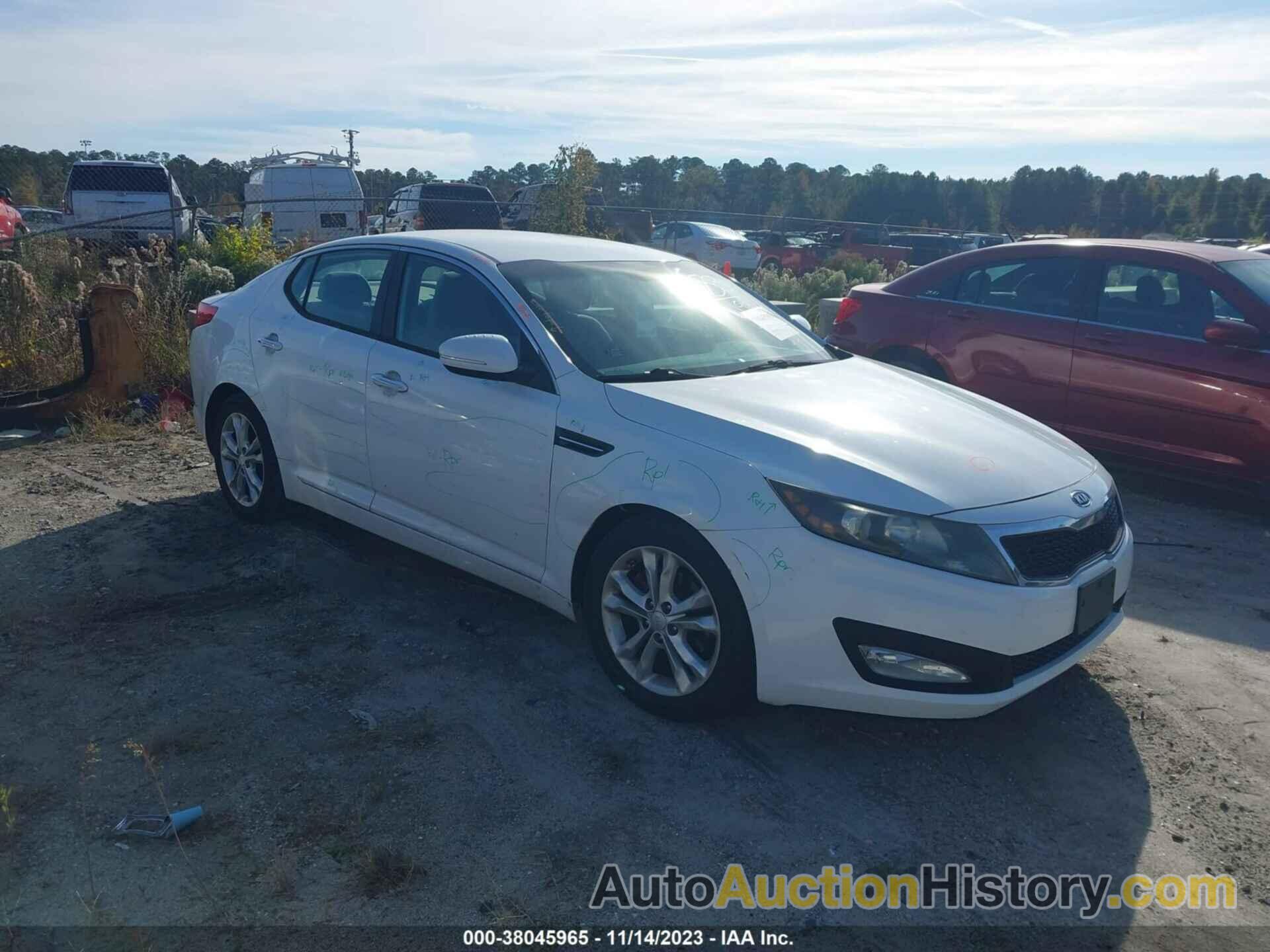 KIA OPTIMA LX, 5XXGM4A76CG069008