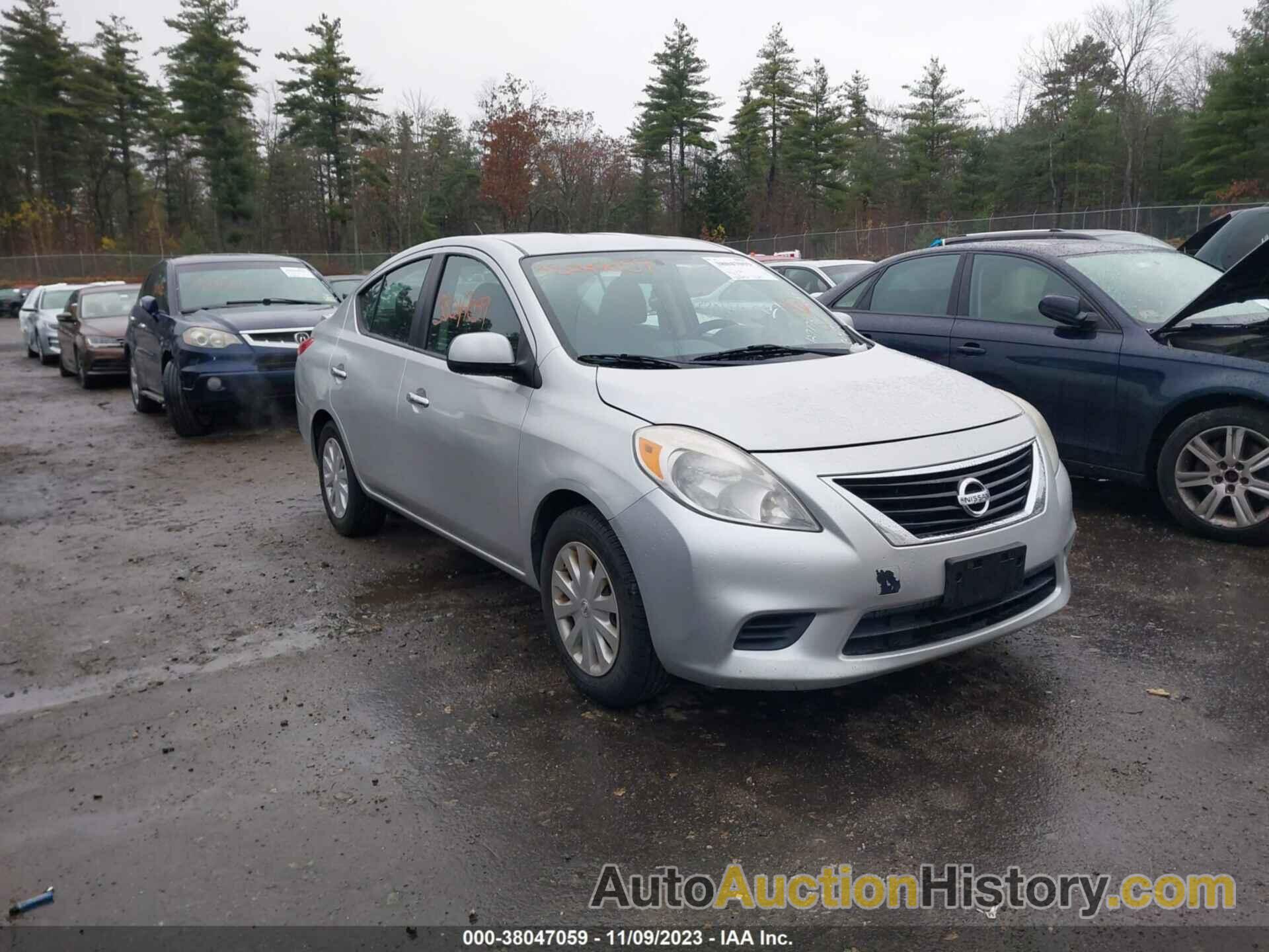 NISSAN VERSA 1.6 SV, 3N1CN7AP8DL882887