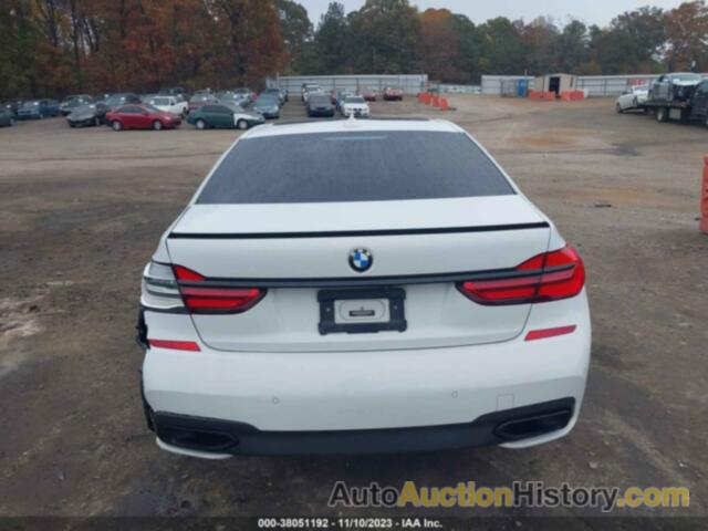 BMW 740I, WBA7E2C53GG504379