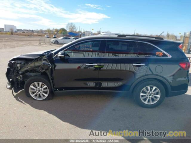 KIA SORENTO 2.4L LX, 5XYPG4A33KG514352