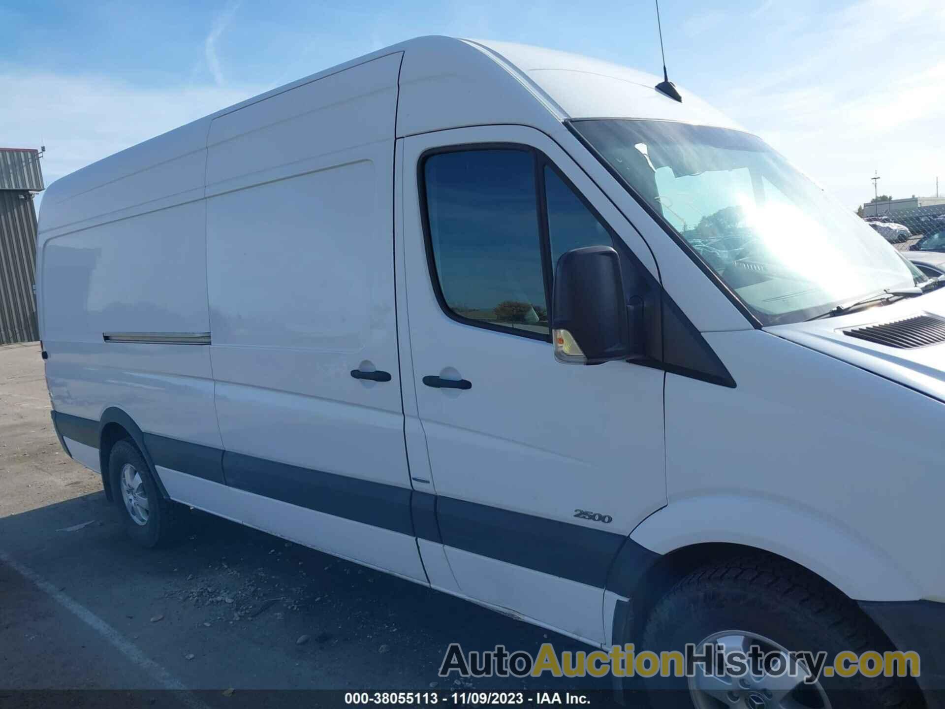 MERCEDES-BENZ SPRINTER 2500 HIGH ROOF, WD3PE8CC1D5727266