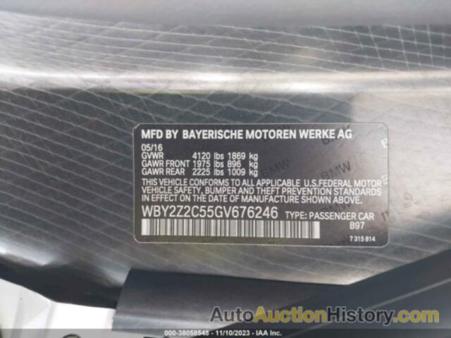 BMW I8, WBY2Z2C55GV676246