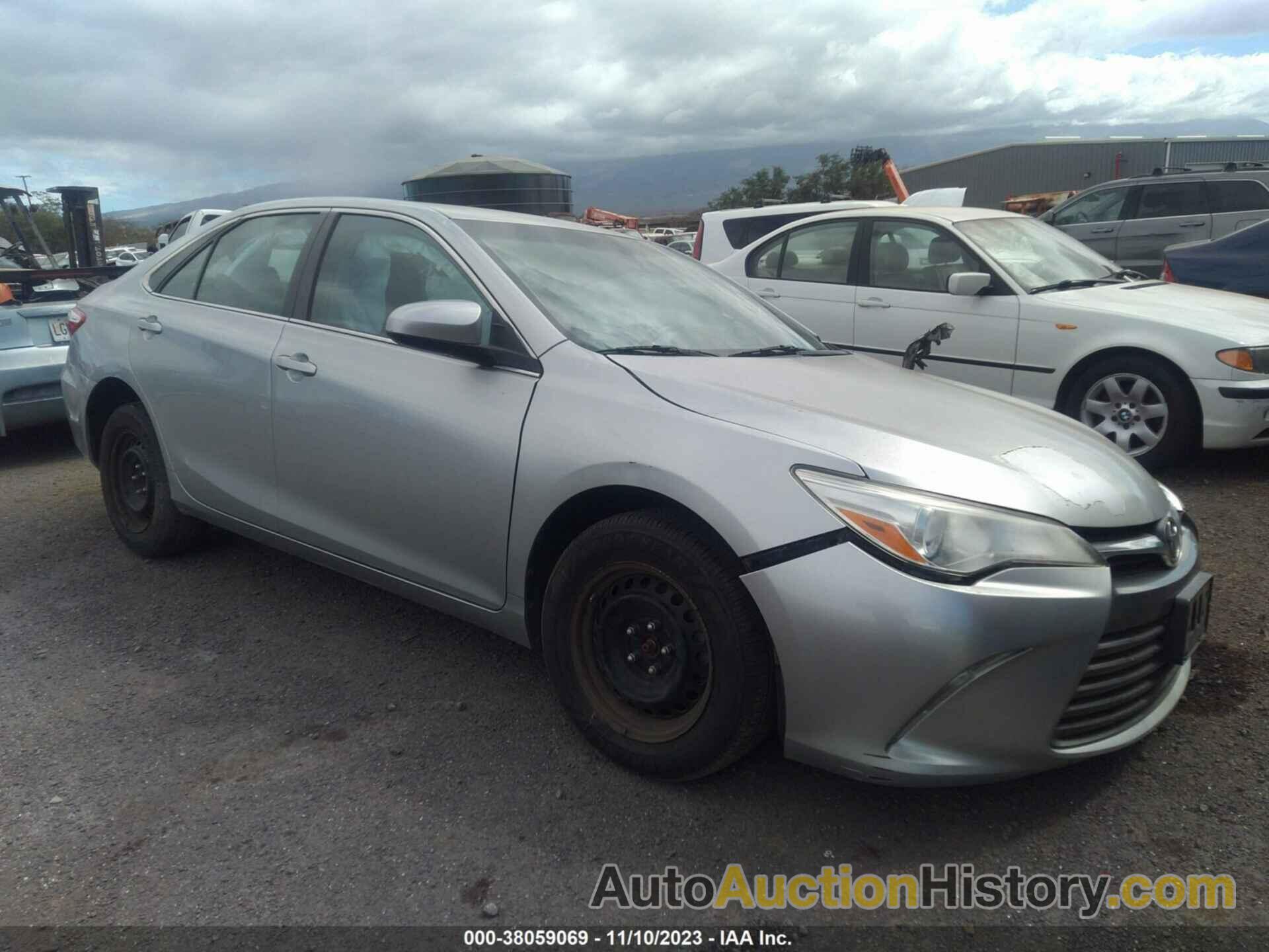 TOYOTA CAMRY LE, 4T1BF1FK8HU345251