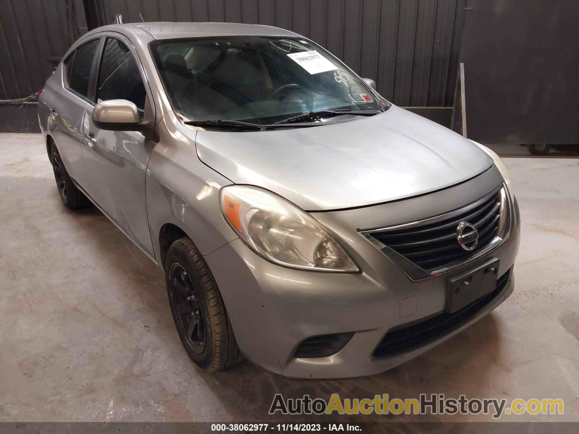 NISSAN VERSA 1.6 SV, 3N1CN7AP5DL854402