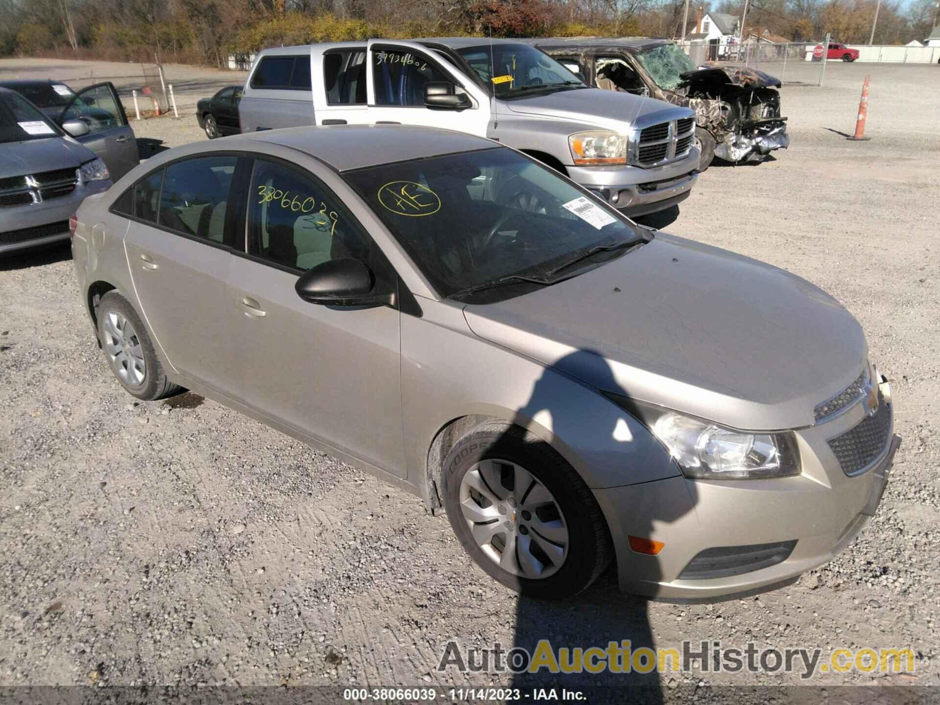 CHEVROLET CRUZE LS AUTO, 1G1PA5SH1D7254429