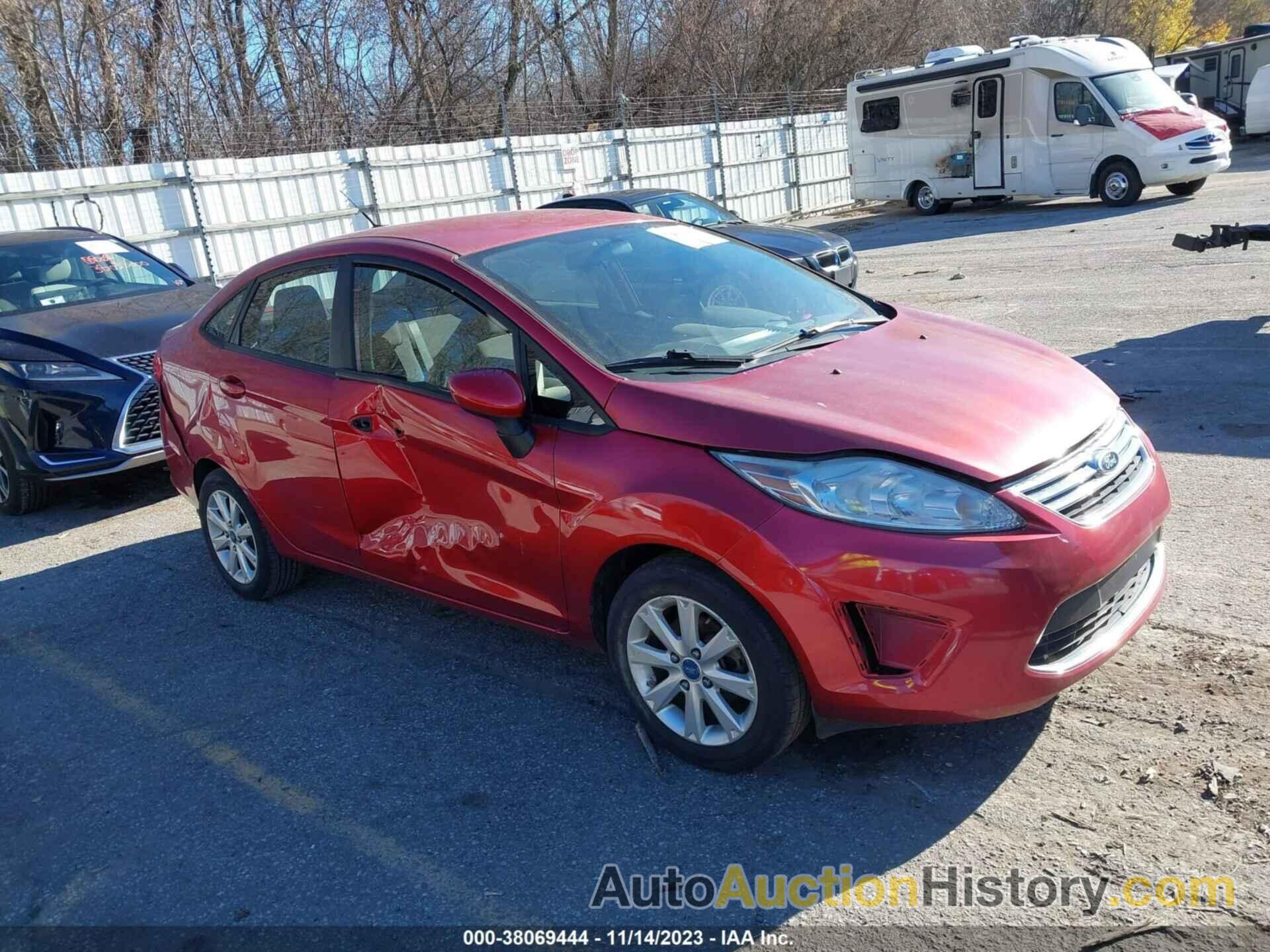 FORD FIESTA SE, 3FADP4BJ4BM137362