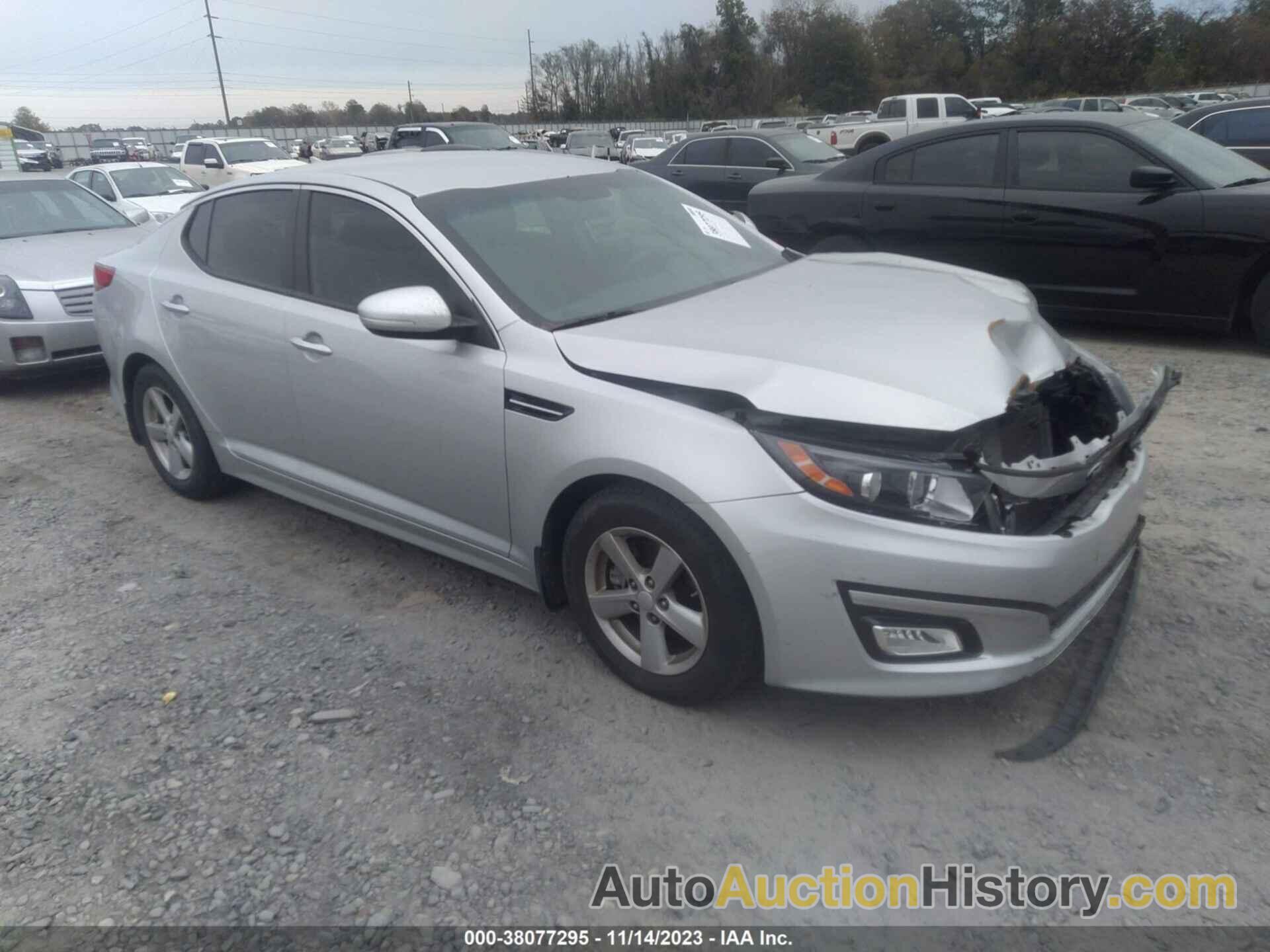 KIA OPTIMA LX, 5XXGM4A75EG275956