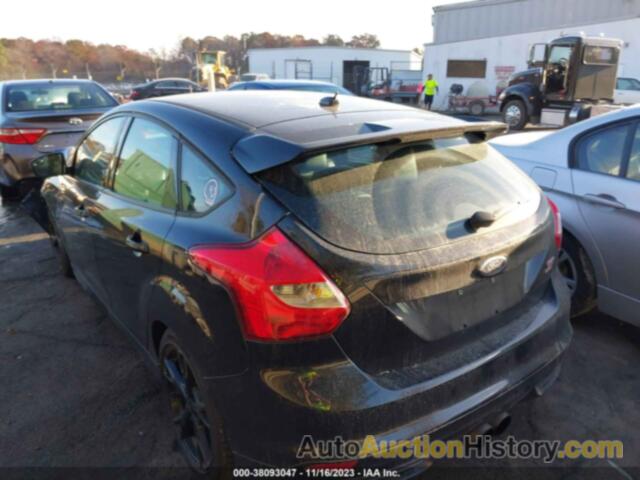 FORD FOCUS ST, 1FADP3L95DL166436