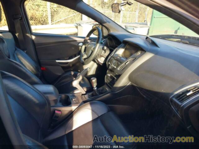 FORD FOCUS ST, 1FADP3L95DL166436