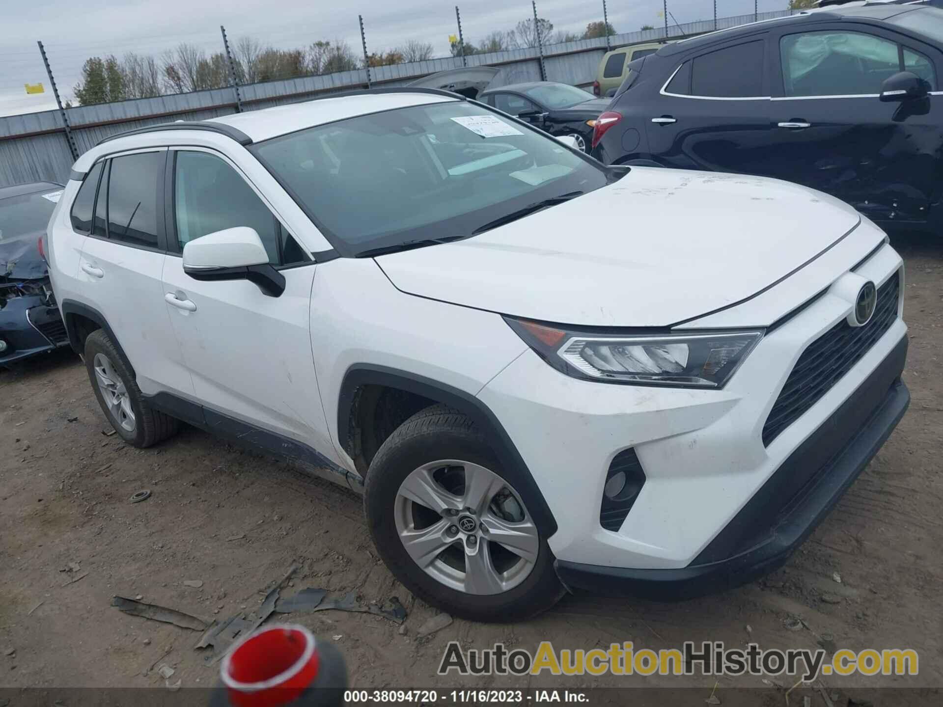 TOYOTA RAV4 XLE, 2T3W1RFV1MC132458