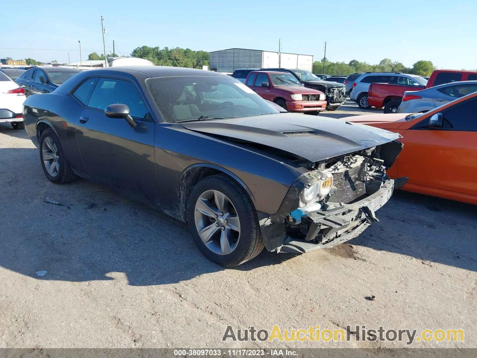 DODGE CHALLENGER SXT, 2C3CDZAG0GH184142