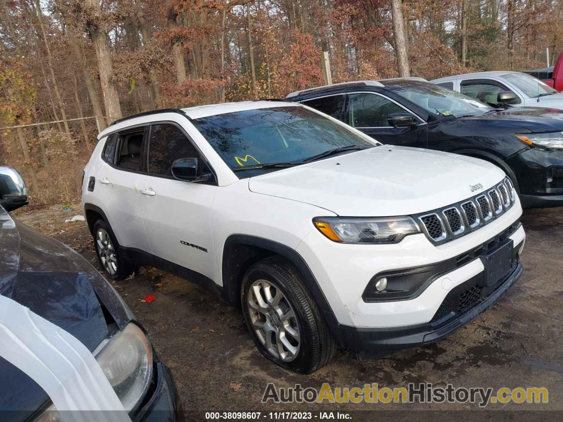 JEEP COMPASS LATITUDE LUX, 3C4NJDFN2PT528326