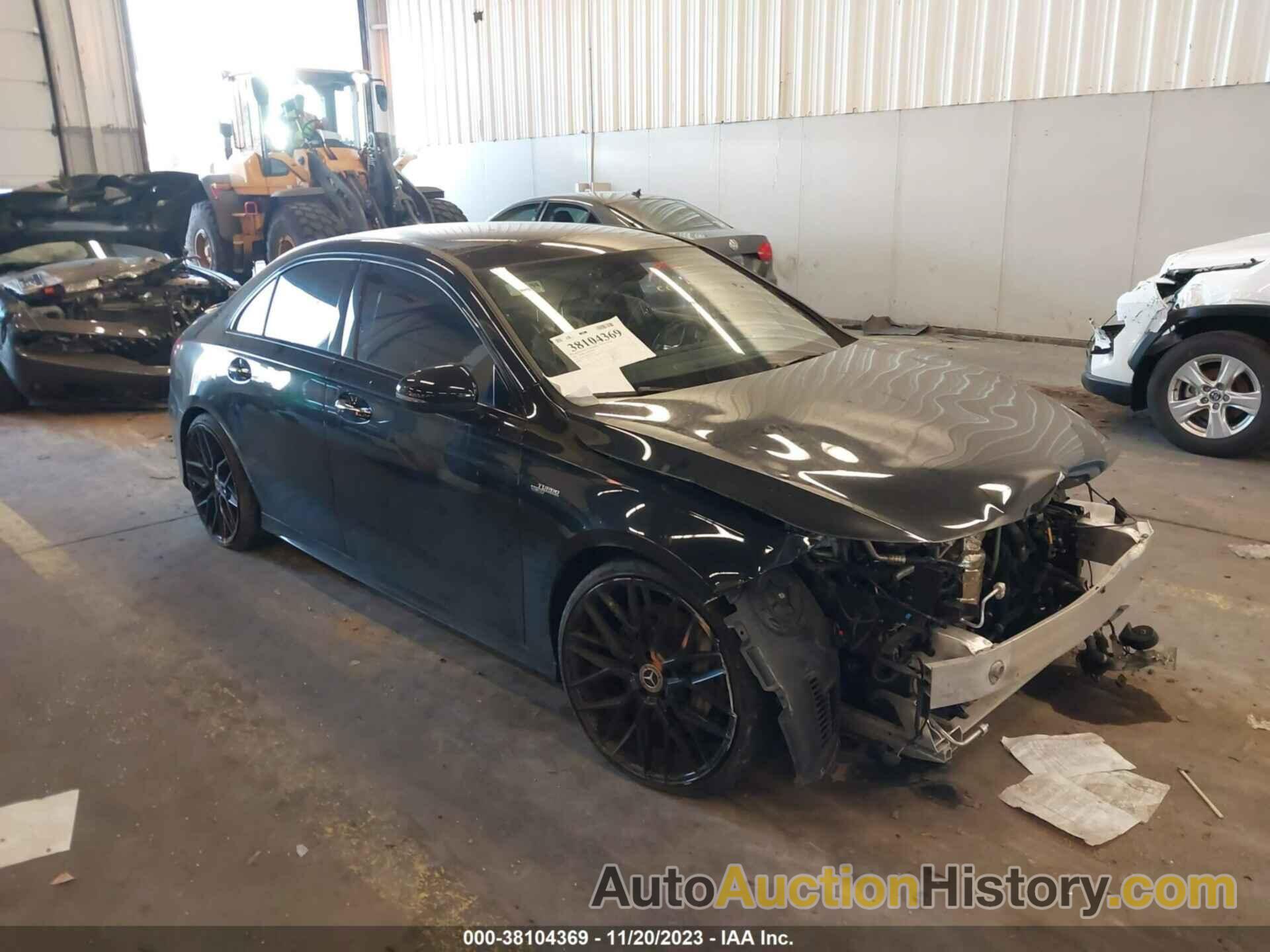 MERCEDES-BENZ AMG A 35 4MATIC, W1K3G5BB9MJ304017