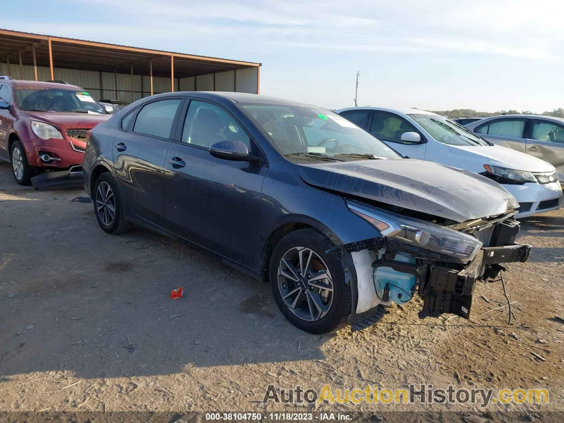 KIA FORTE LXS, 3KPF24AD3PE622476