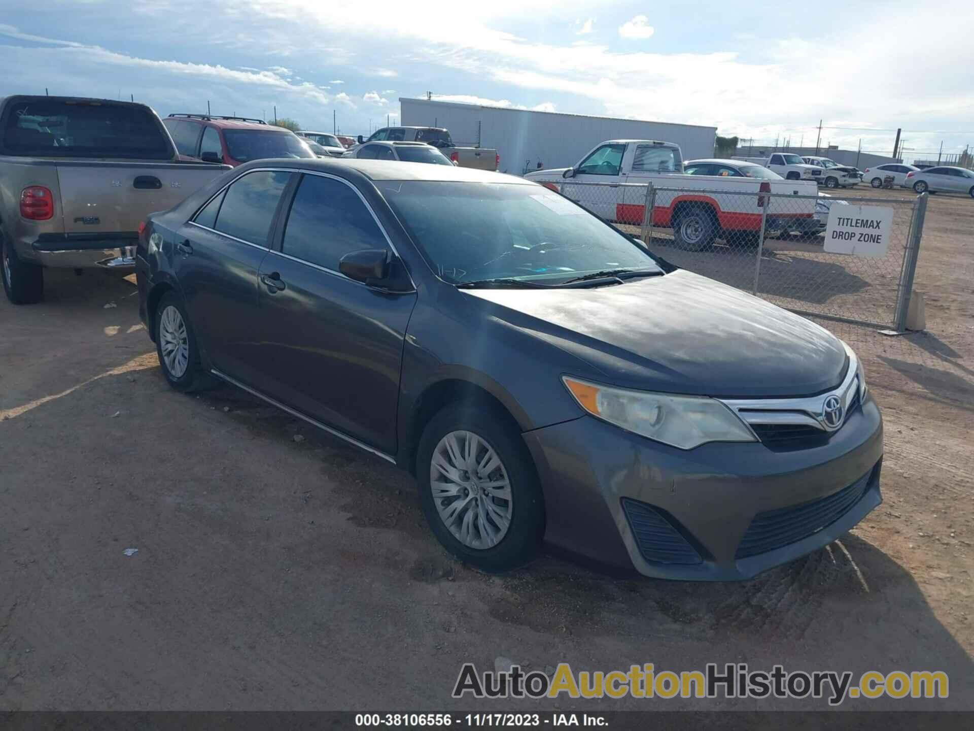 TOYOTA CAMRY LE, 4T1BF1FK4CU051757