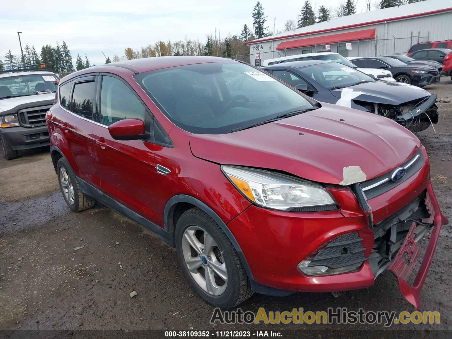 FORD ESCAPE SE, 1FMCU0GXXDUC94215