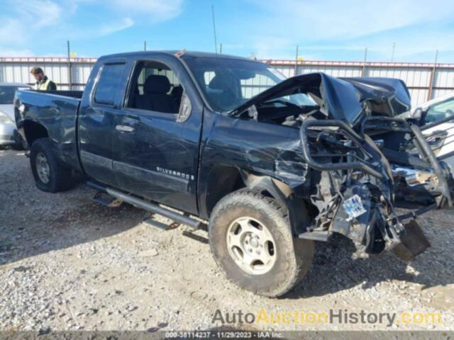 CHEVROLET SILVERADO 1500 LT1, 1GCEK19068Z132194