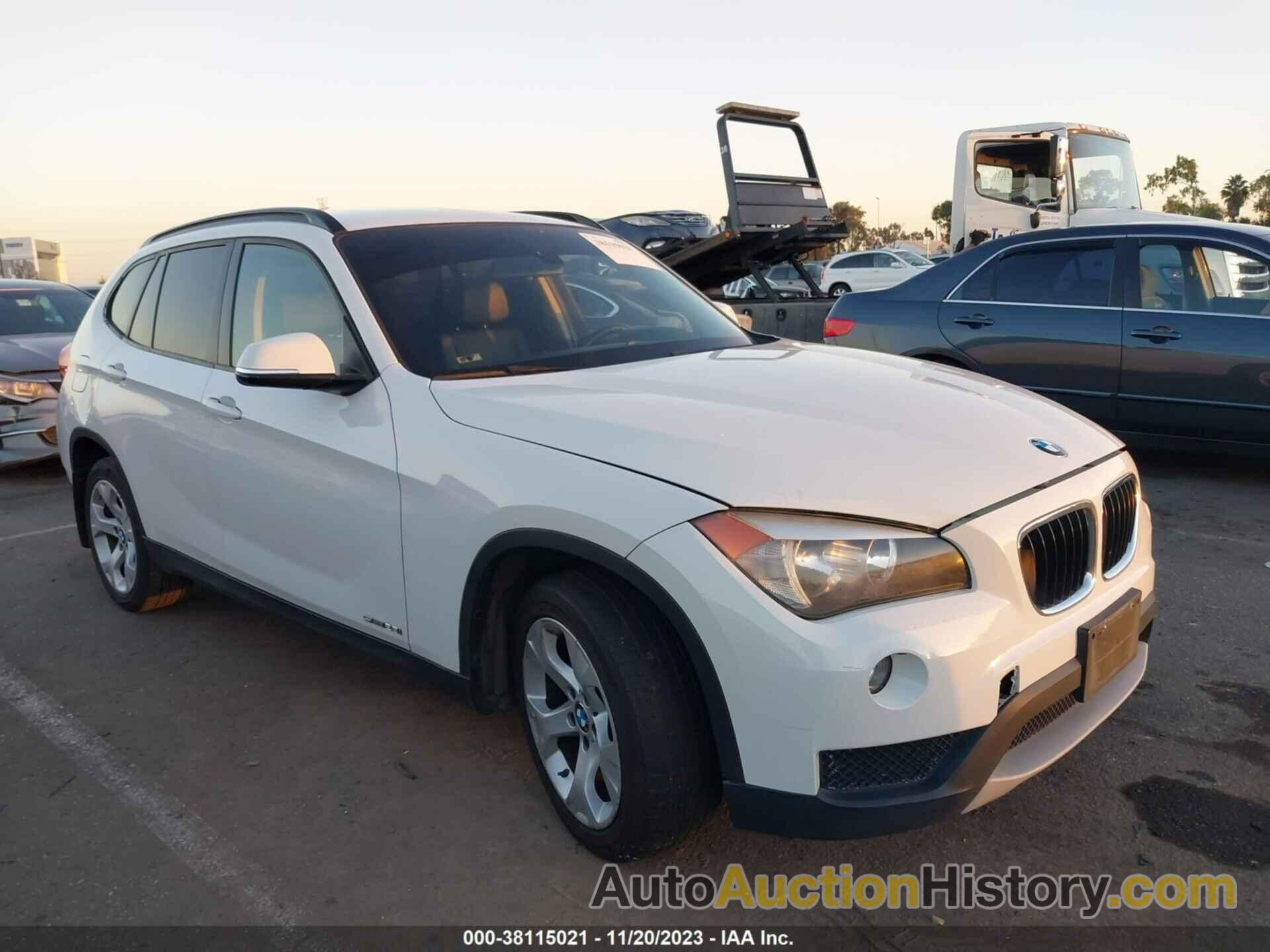 BMW X1 SDRIVE28I, WBAVM1C56EVW54886