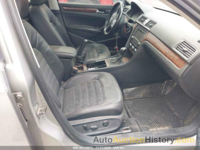 VOLKSWAGEN PASSAT 3.6L V6 SEL PREMIUM, 1VWCM7A30CC063893