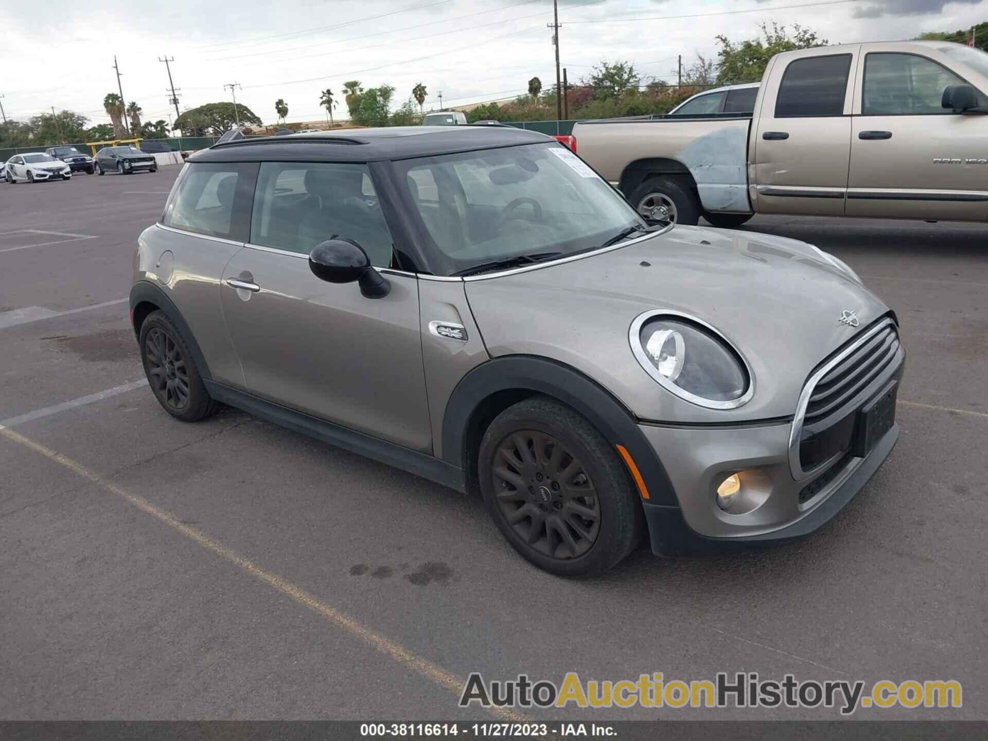 MINI HARDTOP 2 DOOR COOPER, WMWXP5C52K2L06961