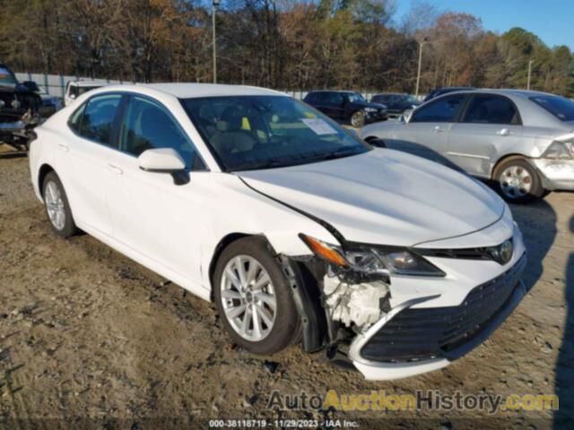 TOYOTA CAMRY LE, 4T1C11AK2NU658348