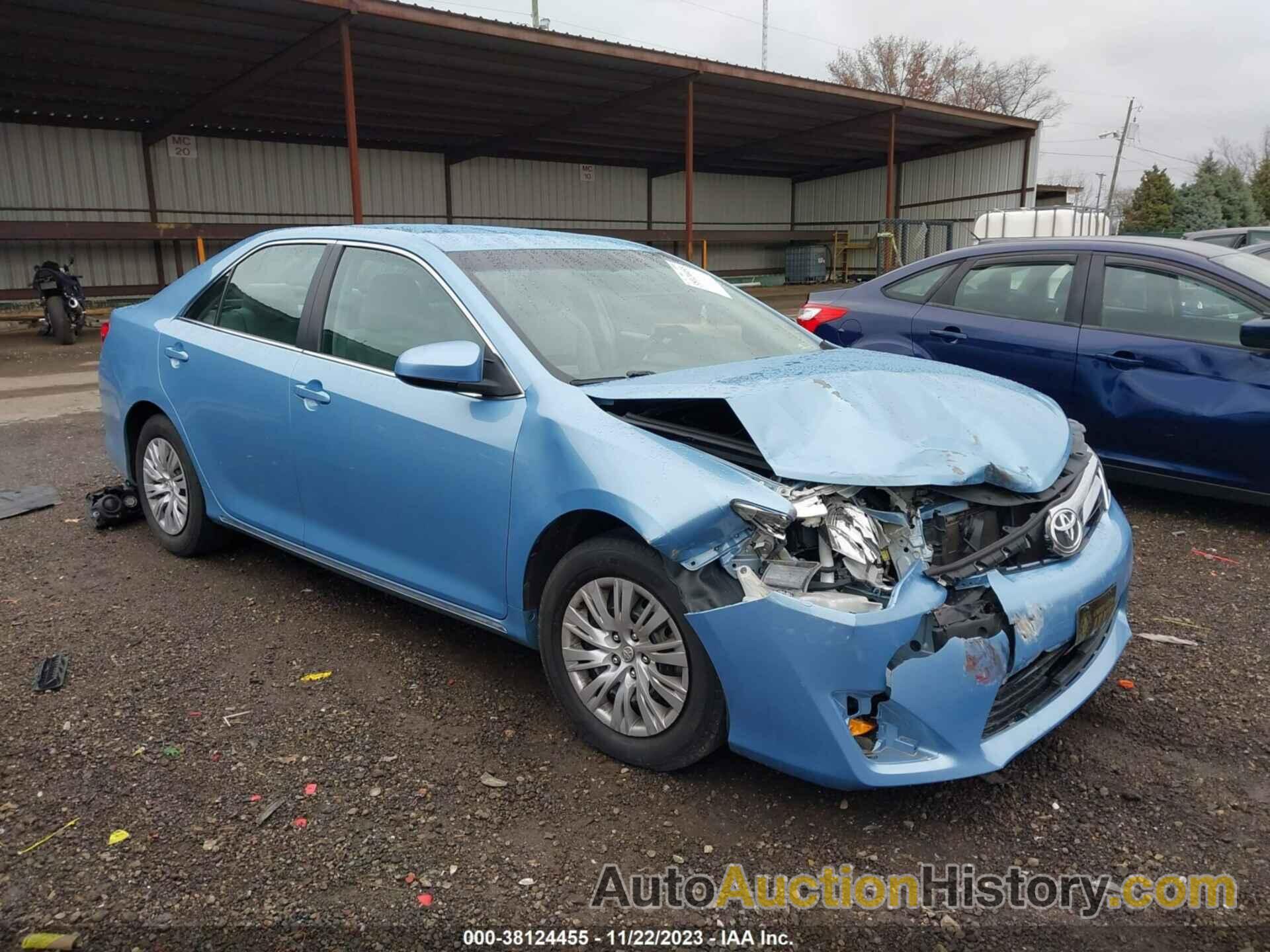 TOYOTA CAMRY LE, 4T4BF1FK8CR201696