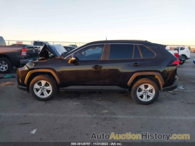 TOYOTA RAV4 XLE, 2T3W1RFV0KW015725