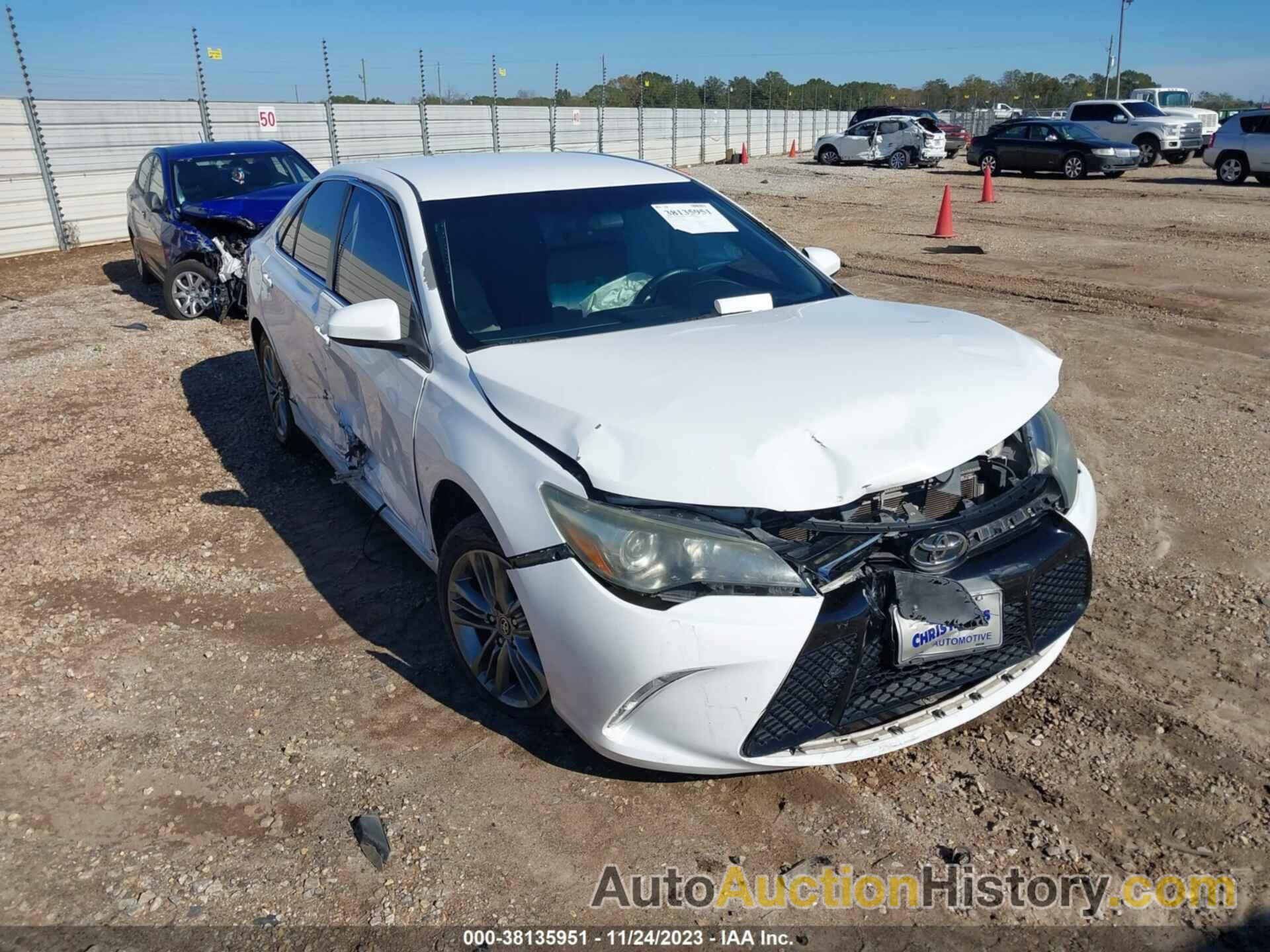 TOYOTA CAMRY SE, 4T1BF1FK2FU040843