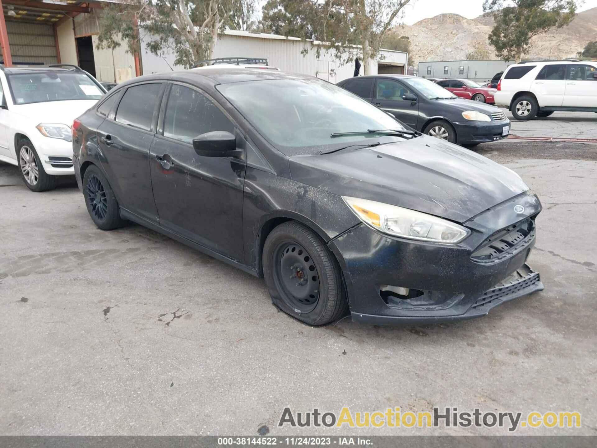 FORD FOCUS SE, 1FADP3F2XFL202641