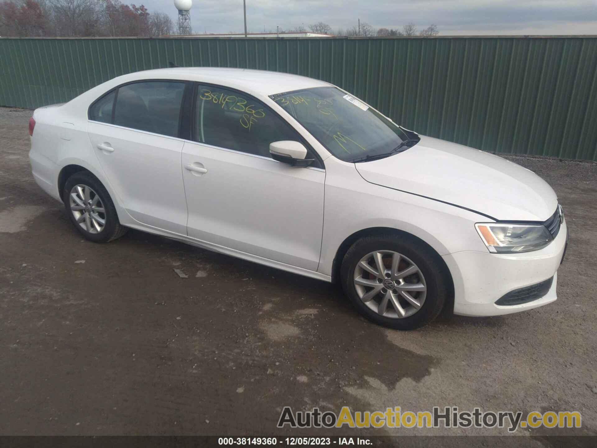 VOLKSWAGEN JETTA SE, 3VWDP7AJ5DM455035