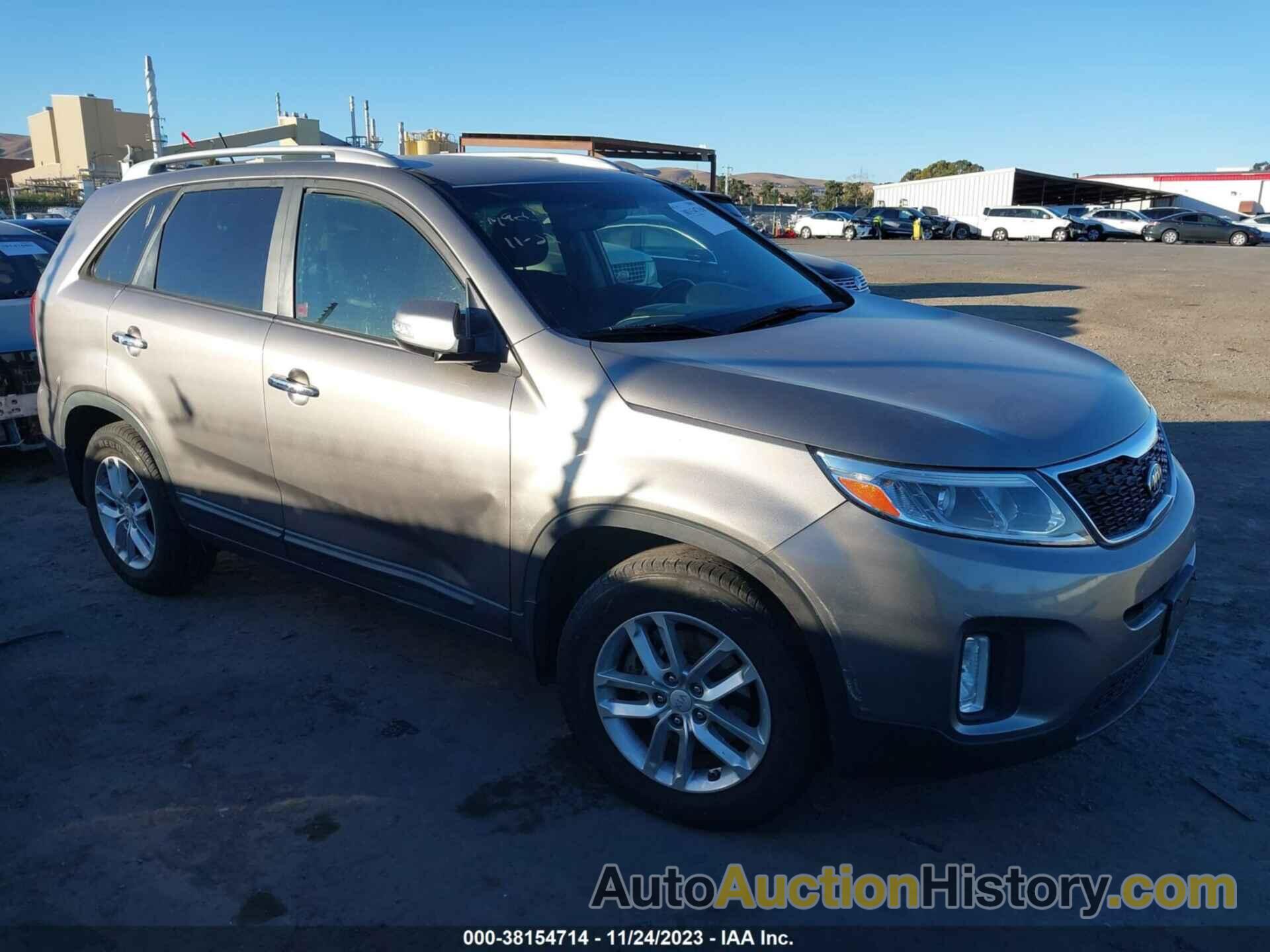 KIA SORENTO LX, 5XYKT4A66FG653493