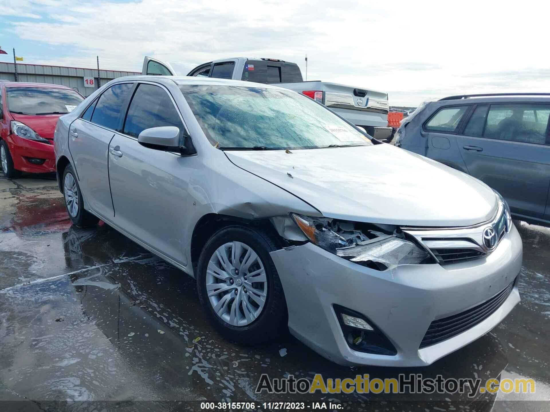 TOYOTA CAMRY LE, 4T1BF1FK1EU318128