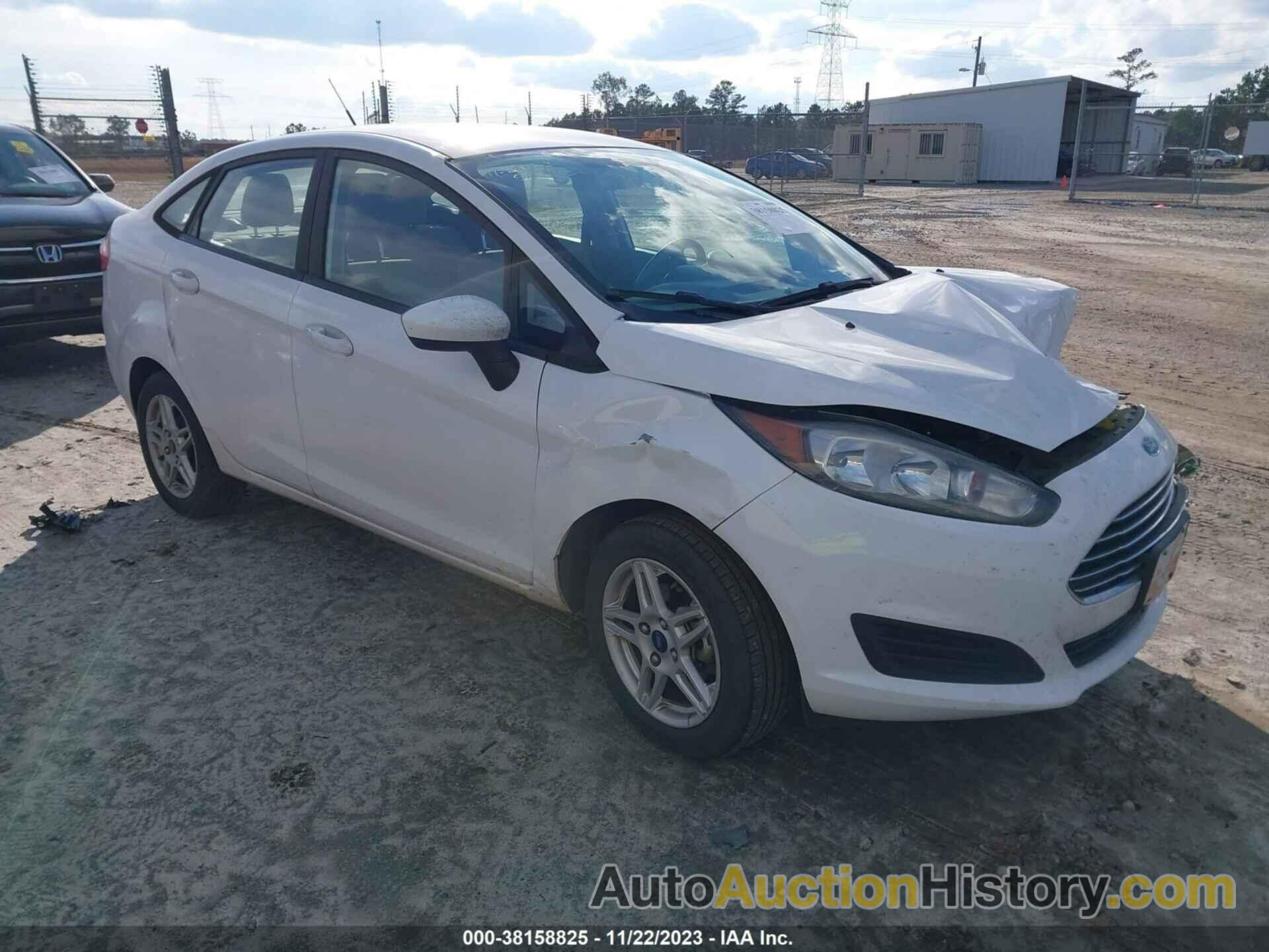 FORD FIESTA SE, 3FADP4BJ1JM128617