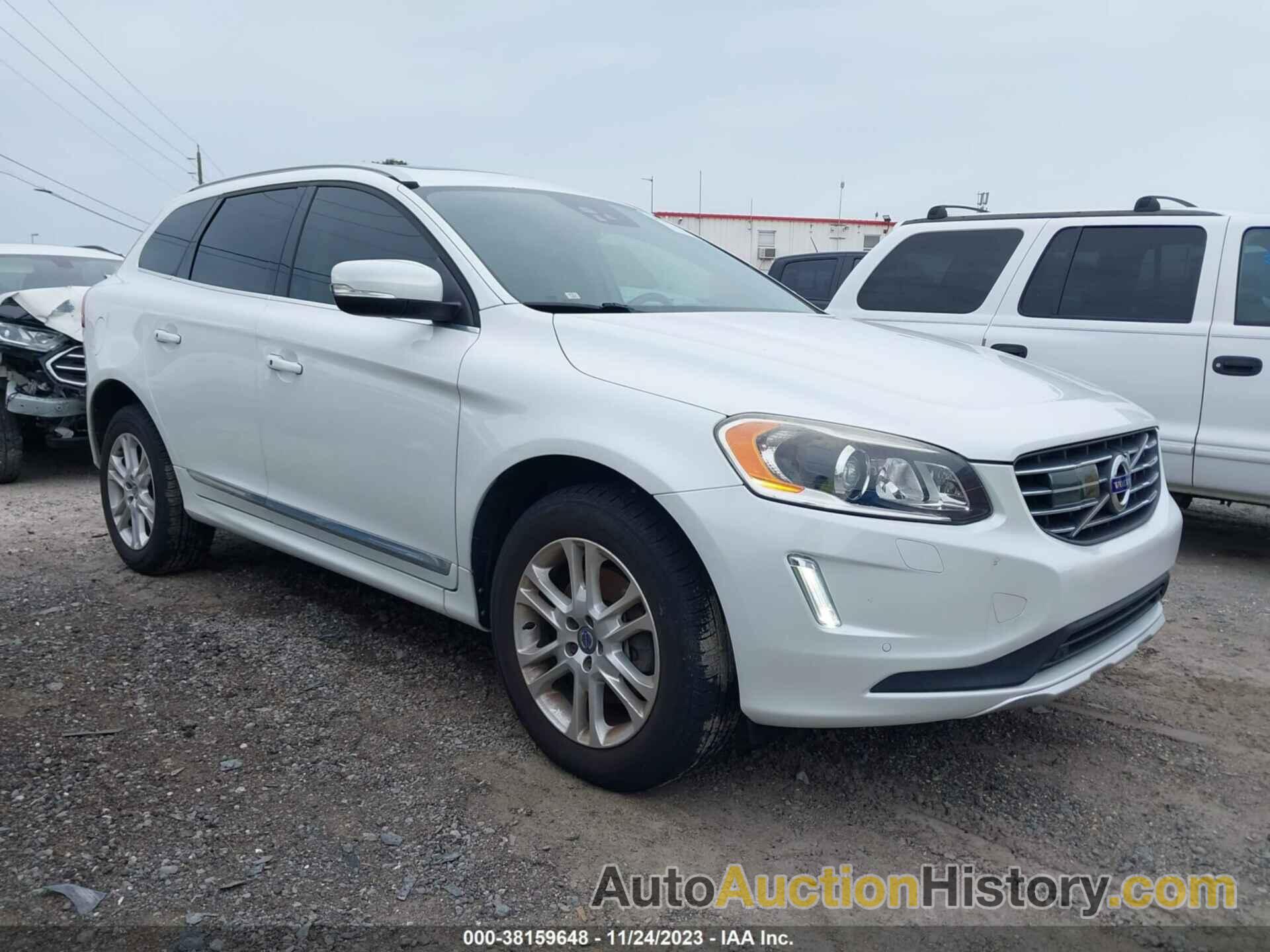 VOLVO XC60 T5 PLATINUM, YV4612RM3F2736773