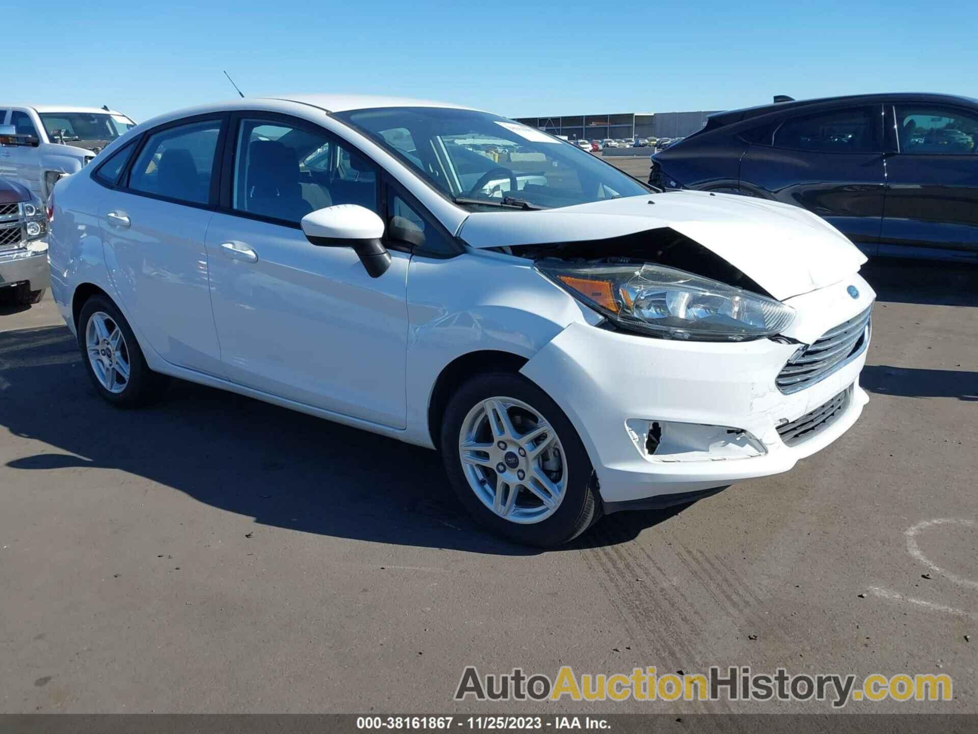 FORD FIESTA SE, 3FADP4BJ9JM106686