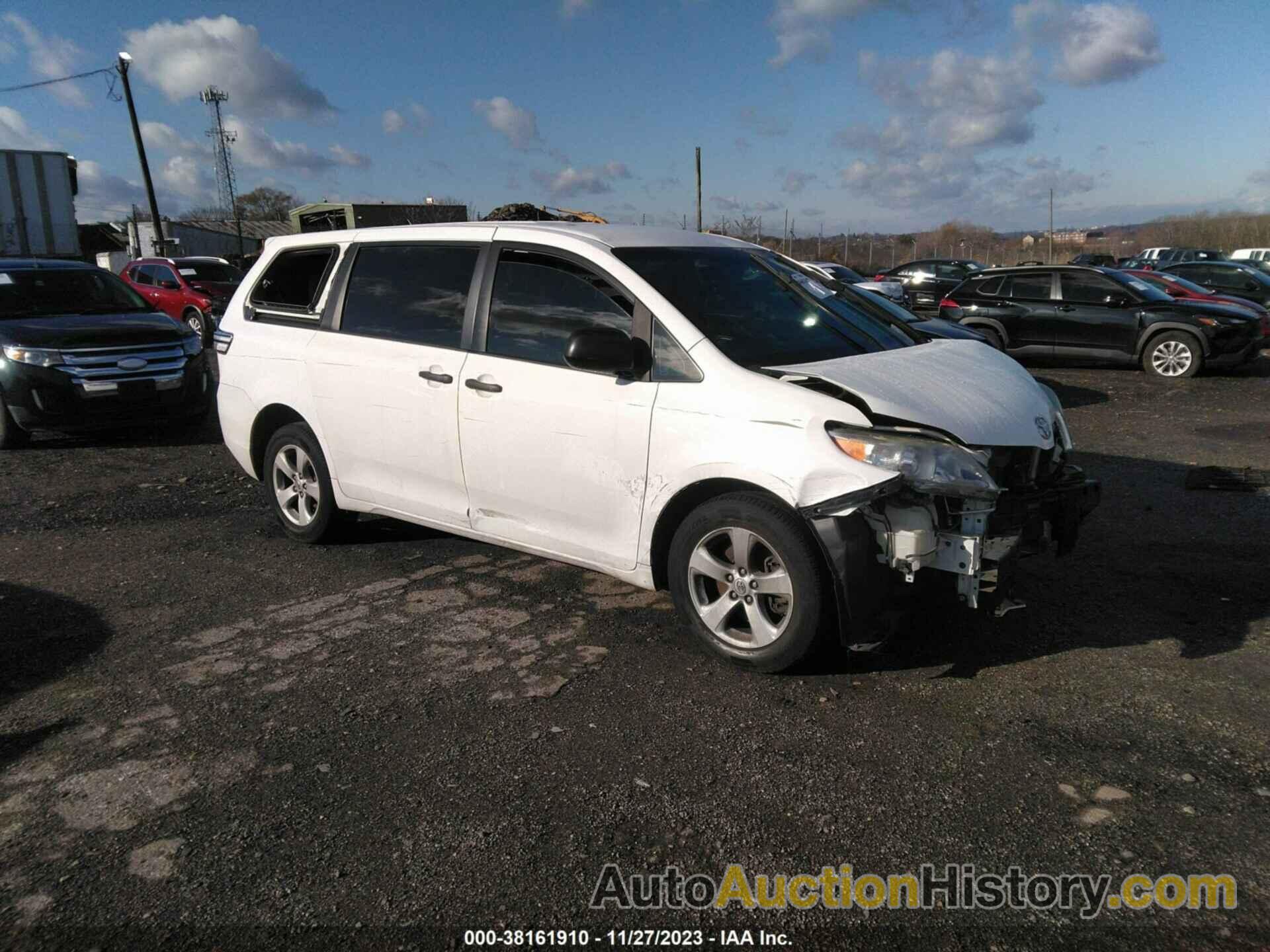 TOYOTA SIENNA, 5TDZZ3DC2HS822567