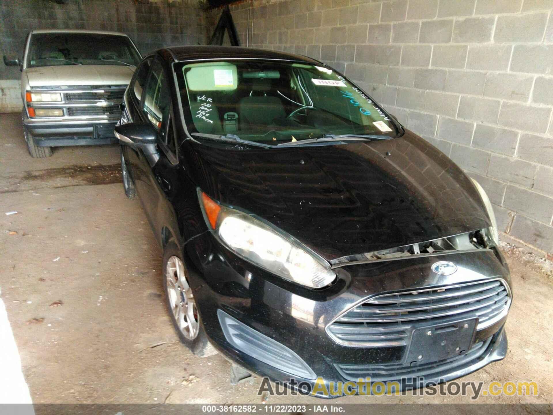 FORD FIESTA SE, 3FADP4EJ7GM165109