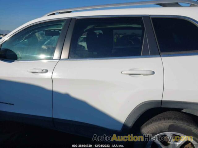 JEEP CHEROKEE LATITUDE, 1C4PJLCB2FW663103