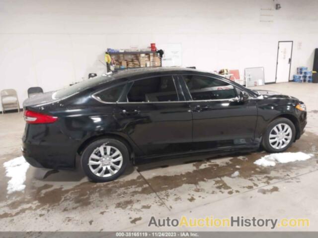 FORD FUSION S, 3FA6P0G78KR172942