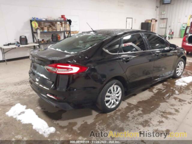 FORD FUSION S, 3FA6P0G78KR172942