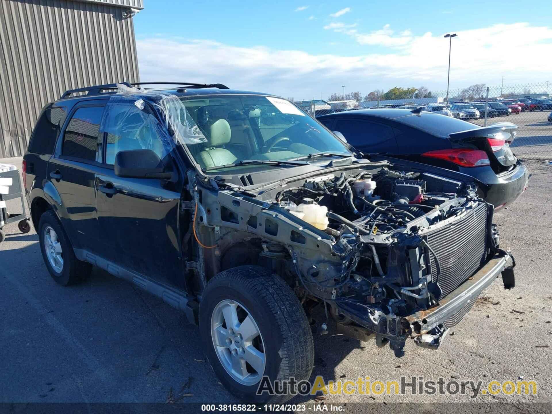 FORD ESCAPE XLT, 1FMCU9D73CKA55639