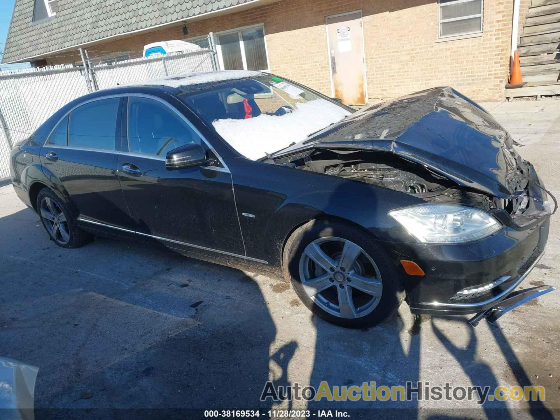 MERCEDES-BENZ S 550 4MATIC, WDDNG9EBXCA436908