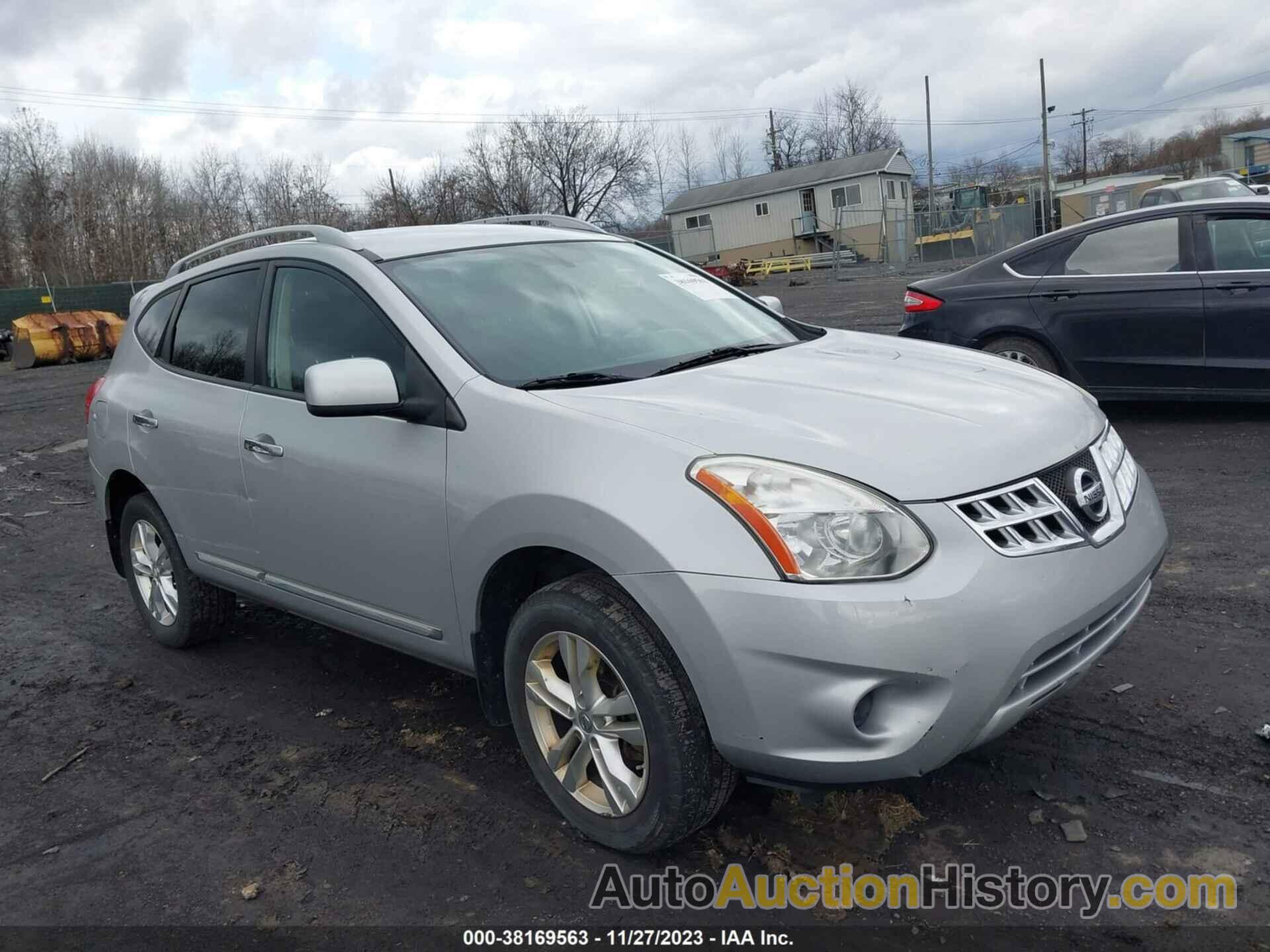 NISSAN ROGUE SV, JN8AS5MV1DW644275