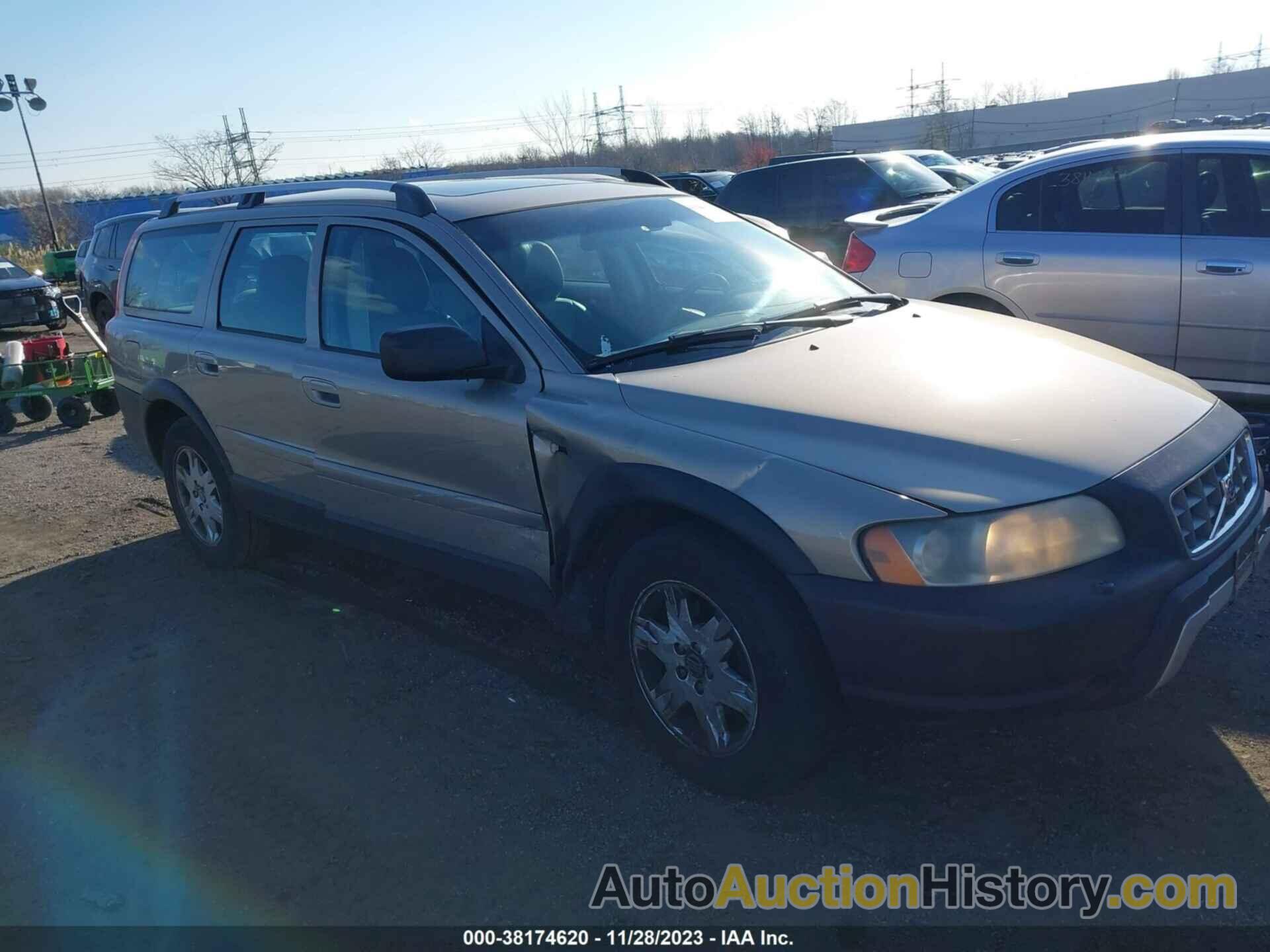 VOLVO XC70 2.5T AWD, YV1SZ592951195754