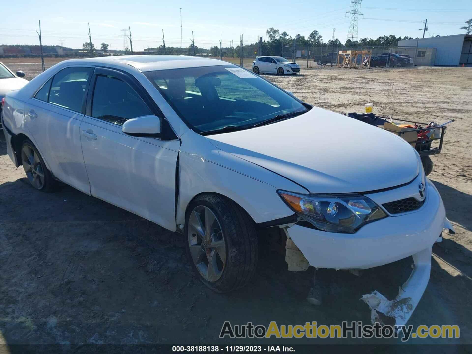 TOYOTA CAMRY SE V6, 4T1BK1FK8DU526243