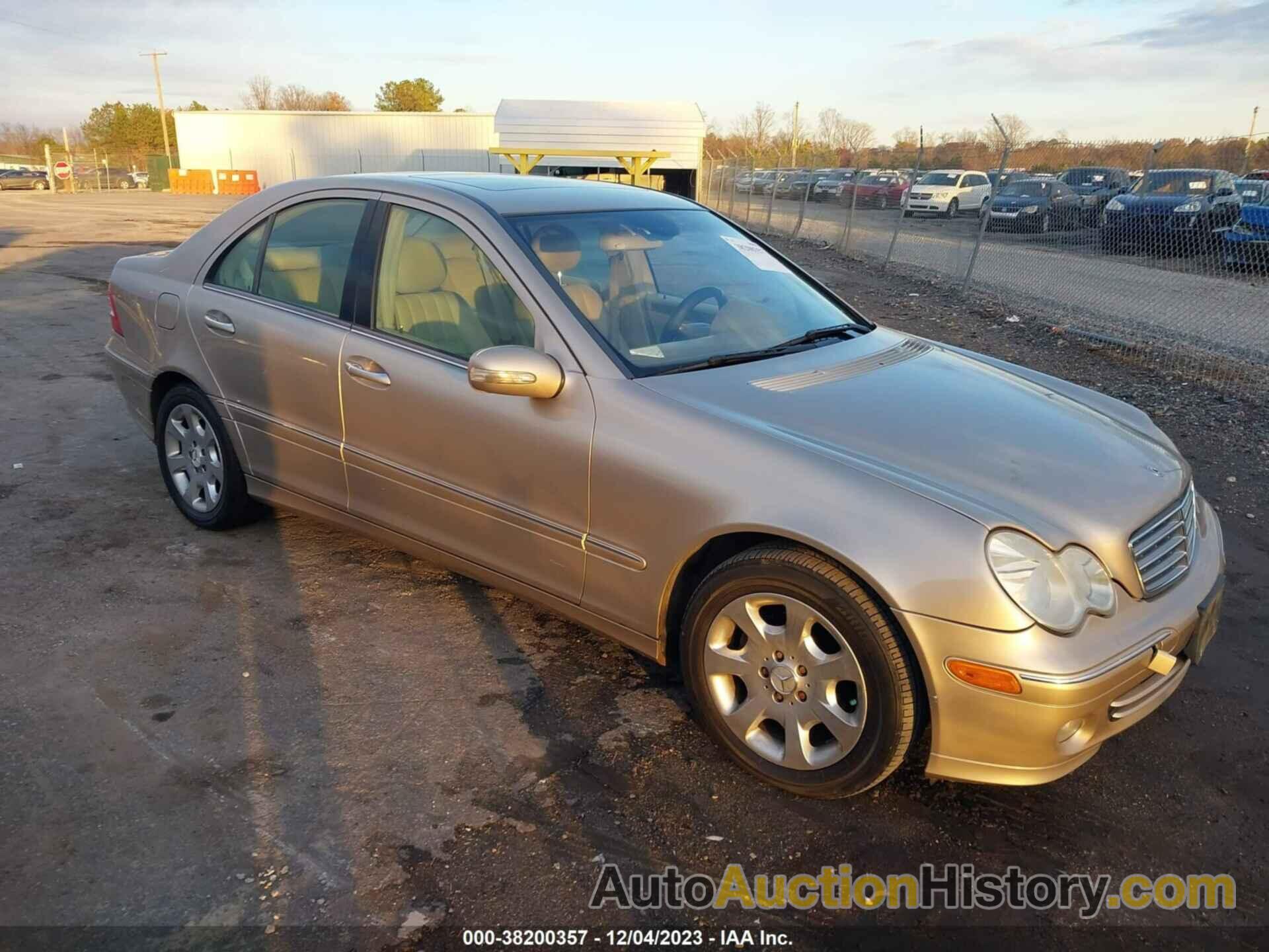 MERCEDES-BENZ C 240 LUXURY, WDBRF61J45A654287