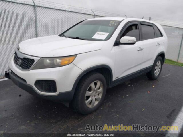 KIA SORENTO LX, 5XYKTCA15BG003403